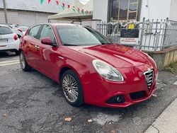Rosso Usata 2011 Alfa Romeo Giulietta Progression Tre volumi | 6500 € (Buon prezzo)