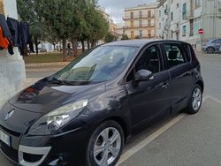 Grigio Usata 2010 Renault Scénic III Monovolume | 4000 € (Buon prezzo)
