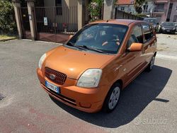 Arancione Usata 2005 Kia Picanto Urban Due volumi | 2500 € (Buon prezzo)