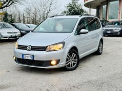 Grigio Usata 2011 VW Touran Monovolume | 9500 € (Cara)