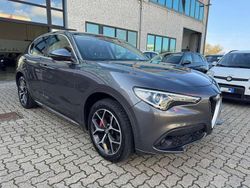Grigio Usata 2019 Alfa Romeo Stelvio Executive SUV | 26.100 € (Buon prezzo)