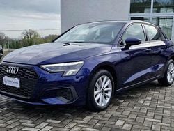 Blu metallizzato Usata 2023 Audi A3 Business Tre volumi | 25.900 € (Buon prezzo)