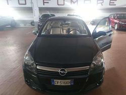 Nero Usata 2005 Opel Astra Cosmo Tre volumi | 4500 € (Molto cara)