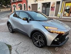 Argento Usata 2024 Toyota C-HR Lounge SUV | 27.500 € (Super prezzo)