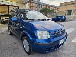 Blu Usata 2010 Fiat Panda Due volumi | 4400 € (Buon prezzo)
