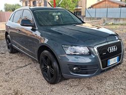 Grigio Usata 2010 Audi Q5 Ambiente SUV | 9800 € (Buon prezzo)