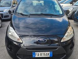 Nero Usata 2015 Ford Ka Tre volumi | 4500 € (Buon prezzo)