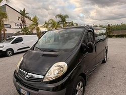 Nero Usata 2015 Opel Vivaro Monovolume | 15.500 €