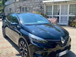 Usata 2022 Renault Clio V Due volumi | 18.350 € (Cara)
