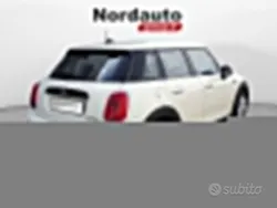 Bianco Usata 2016 Mini Cooper D Business Due volumi | 11.900 € (Buon prezzo)