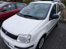 Bianco Usata 2011 Fiat Panda Dynamic Due volumi | 4200 € (Buon prezzo)
