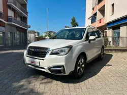 Bianco Usata 2016 Subaru Forester SUV | 17.900 € (Cara)