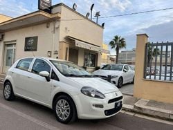 Bianco Usata 2017 Fiat Punto Lounge Tre volumi | 7500 € (Cara)