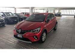 Rosso Usata 2022 Renault Captur Intens SUV | 15.400 € (Buon prezzo)