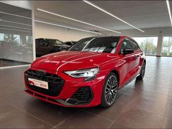 Rosso Nuova 2025 Audi S3 Sport Tre volumi | 58.400 € (Cara)