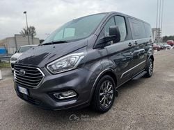 Gray Usata 2022 Ford Tourneo Monovolume | 23.900 € (Super prezzo)