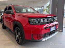 Nero Nuova 2025 Fiat Grande Panda La Prima Due volumi | 20.990 € (Buon prezzo)