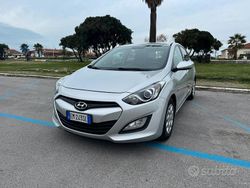 Grigio Usata 2012 Hyundai i30 Dynamiq Tre volumi | 6999 €