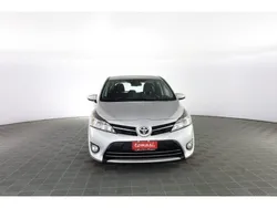 Argento Usata 2017 Toyota Verso Active Monovolume | 13.990 € (Buon prezzo)