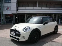 Bianco Usata 2019 Mini Cooper SD Business Due volumi | 19.900 € (Ottimo prezzo)