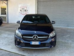 Blu Usata 2017 Mercedes A180 Tre volumi | 12.599 € (Super prezzo)