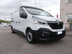Bianco / pastello Usata 2021 Renault Trafic Monovolume | 18.900 € (Buon prezzo)