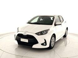 Bianco Usata 2023 Toyota Yaris Active Due volumi | 12.300 € (Ottimo prezzo)