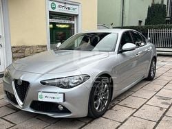Grigio Usata 2017 Alfa Romeo Giulia Business Tre volumi | 14.990 € (Buon prezzo)