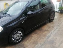 Nero Usata 2007 Fiat Punto Tre volumi | 1000 €