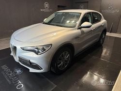 Grigio Usata 2022 Alfa Romeo Stelvio Business SUV | 24.900 € (Buon prezzo)