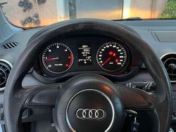 Usata 2012 Audi A1 Sportback Ambition Due volumi | 8500 € (Buon prezzo)