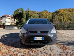 Grigio Usata 2013 Ford S-MAX Business Edition Monovolume | 7900 € (Buon prezzo)