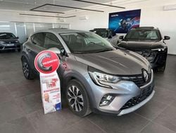 Grigio Usata 2024 Renault Captur Techno SUV | 17.999 € (Buon prezzo)