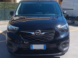 Nero Usata 2023 Opel Combo-e Life Edition Monovolume | 25.900 €