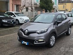 Grigio Usata 2015 Renault Captur SUV | 6250 € (Ottimo prezzo)