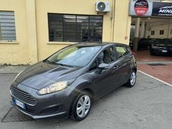 Grigio Usata 2015 Ford Fiesta Business Edition Tre volumi | 5900 € (Buon prezzo)