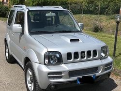 Grigio Usata 2009 Suzuki Jimny SUV | 11.900 € (Cara)