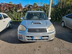 Grigio Usata 2006 Toyota RAV4 Sol SUV | 2490 € (Super prezzo)