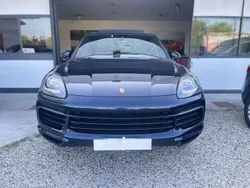 Nero Usata 2018 Porsche Cayenne Turbo SUV | 37.900 € (Buon prezzo)