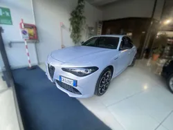 Grigio Usata 2023 Alfa Romeo Giulia Competizione Tre volumi | 43.490 € (Buon prezzo)