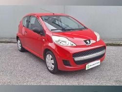 Rosso Usata 2010 Peugeot 107 Due volumi | 3700 € (Buon prezzo)