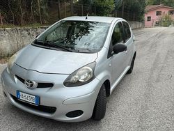 Grigio Usata 2009 Toyota Aygo Due volumi | 4500 € (Cara)