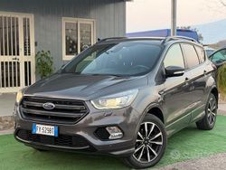 Grigio Usata 2019 Ford Kuga ST SUV | 14.490 € (Buon prezzo)