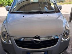 Grigio Usata 2012 Opel Agila Enjoy Due volumi | 4600 € (Buon prezzo)