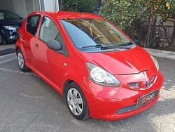 Rosso Usata 2008 Toyota Aygo Due volumi | 3500 € (Buon prezzo)