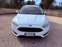 Bianco Usata 2017 Ford Focus Business Edition Station wagon | 4900 € (Buon prezzo)