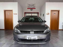 Grigio Usata 2015 VW Golf LOUNGE Tre volumi | 13.700 € (Buon prezzo)