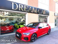 Rosso metallizzato Usata 2023 Audi A3 S-Line Tre volumi | 38.990 € (Buon prezzo)