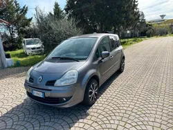 Grigio Usata 2008 Renault Modus Dynamique Monovolume | 3000 € (Buon prezzo)