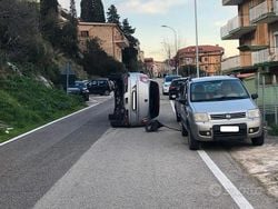 Usata 2020 Ssangyong (KGM) Tivoli SUV | 7500 € (Super prezzo)